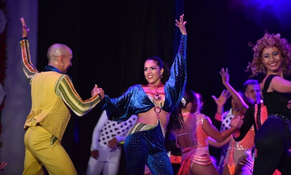 Colombia gana récord Guiness por mayor cifra de personas bailando salsa