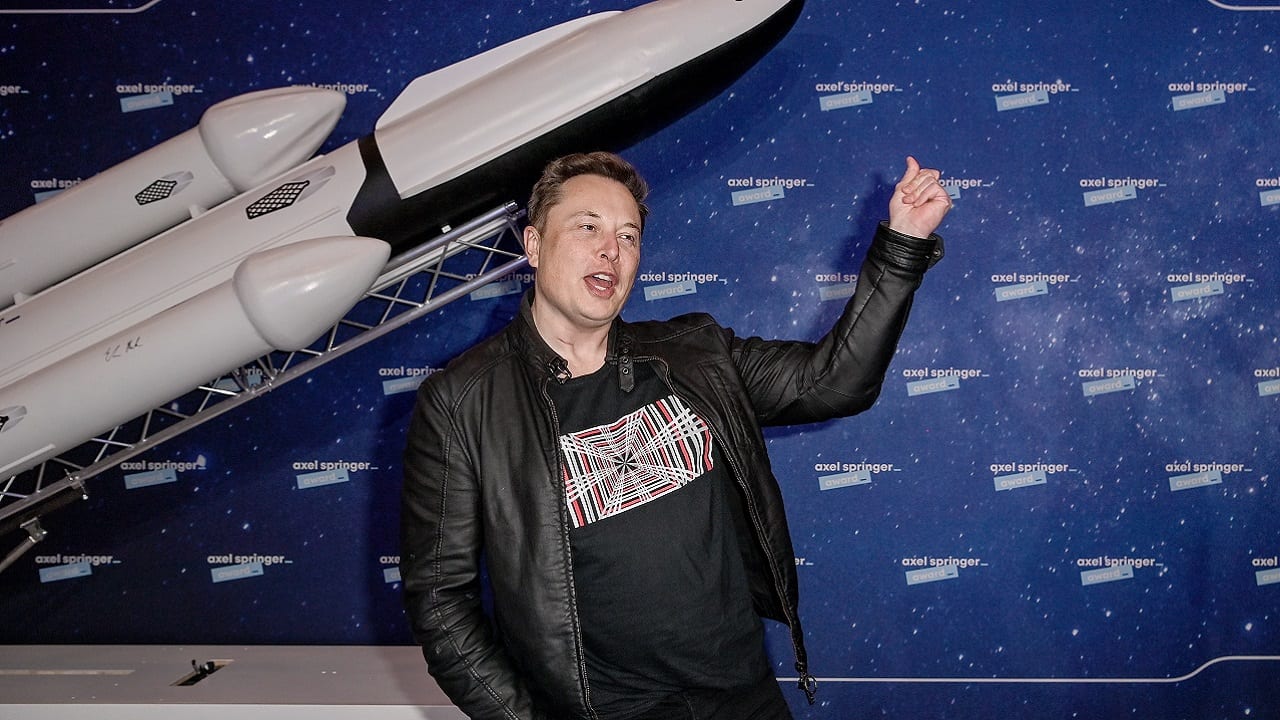 Cuesta 2500 dólares: Elon Musk anuncia el nuevo kit premium de Starlink, la  compañía de Internet satelital de SpaceX