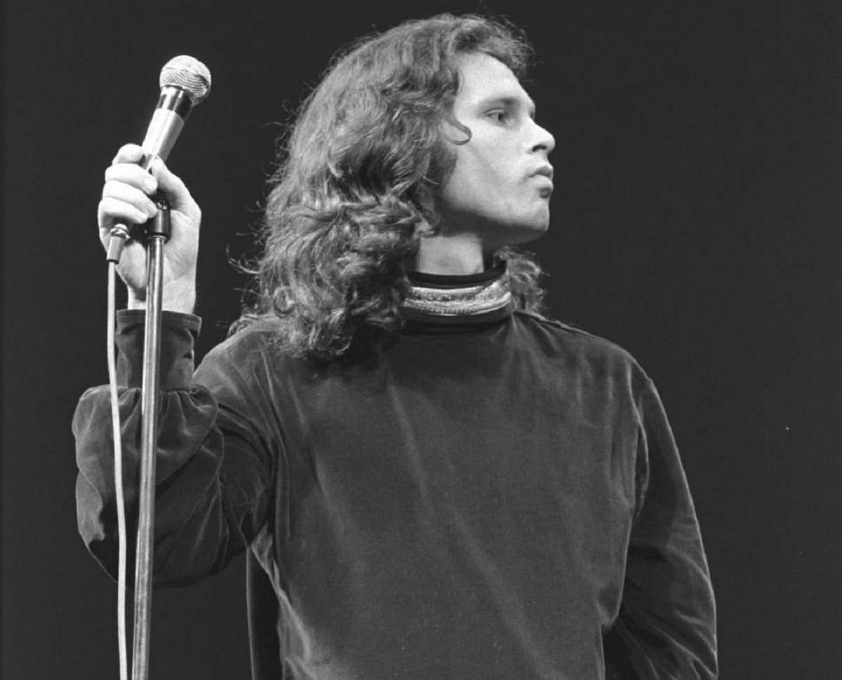 grado Enfermedad infecciosa libro de texto La muerte de un ícono: el cantante de The Doors, Jim Morrison, murió hace  50 años