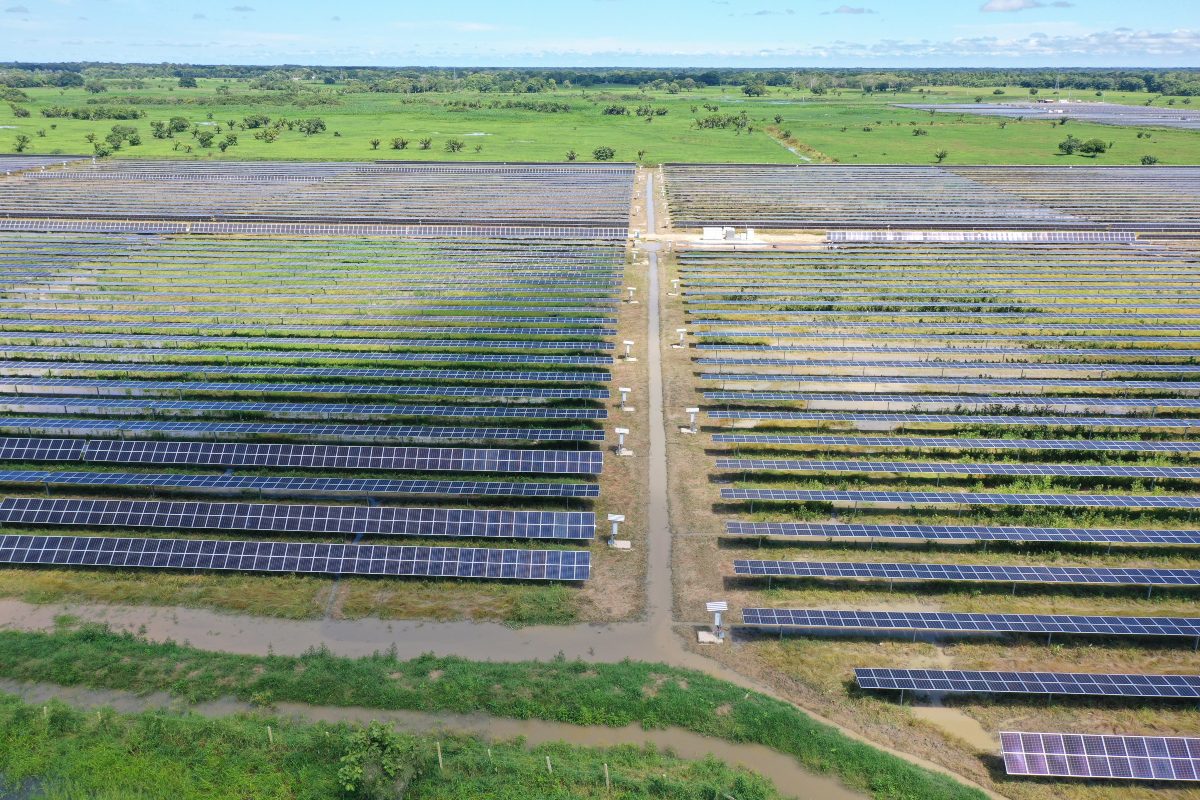 En fotos | Así es el megaparque solar que se inauguró en Sucre