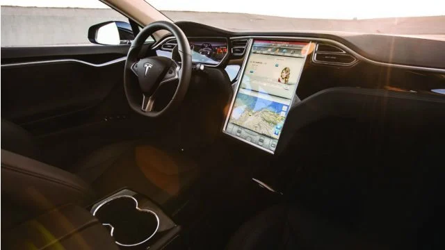 Tesla Actualiza El Software De Navegación Para Automóviles