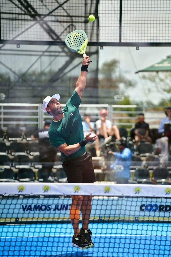 Foto: Alejandro Falla en el Coordinadora Padel tour.